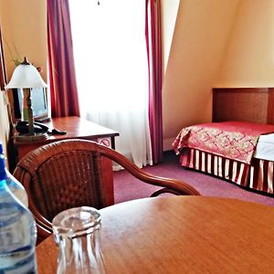 Hotel Nowy Dwór W Zaczerniu
